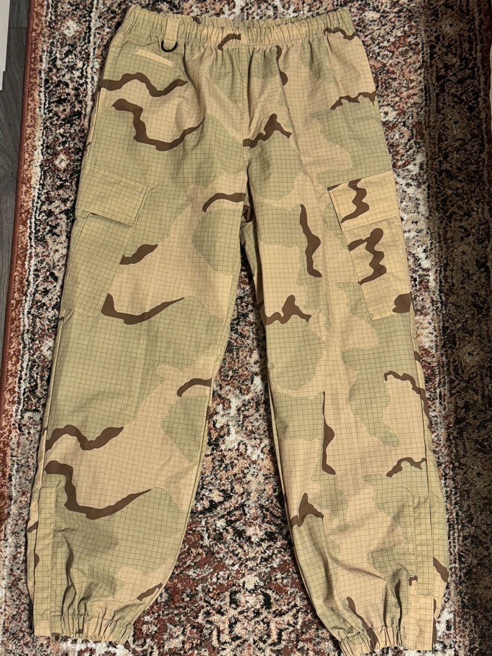 Undercover Desert Camo Elastic Waist Cargo Shorts - Tan & Brown